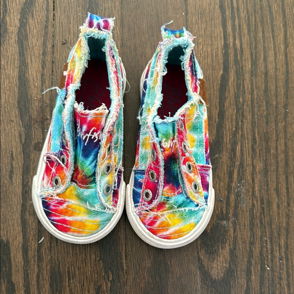Tye Dye Elastic Panels and Canvas Upper